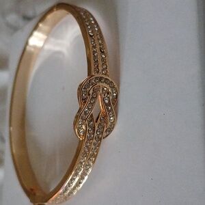 Beautiful 18k gold filled bangle